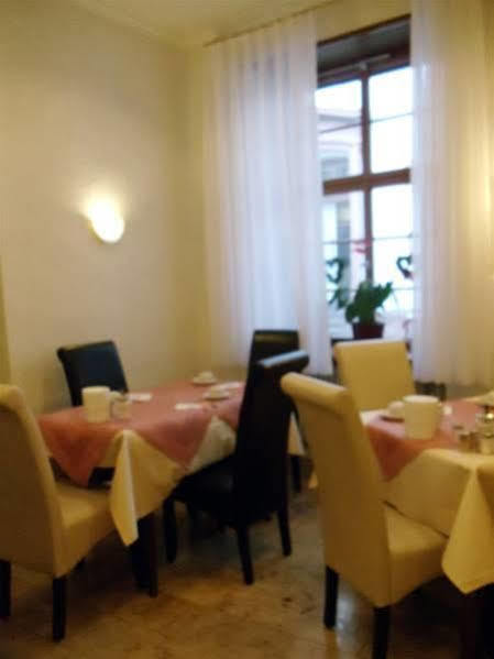 Hotel Zum Pfalzgrafen Heidelberg Dış mekan fotoğraf